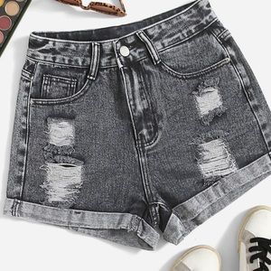 Super cute shorts! Only worn a couple times.